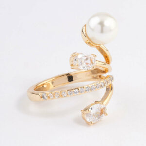 Flare Pearl Ring